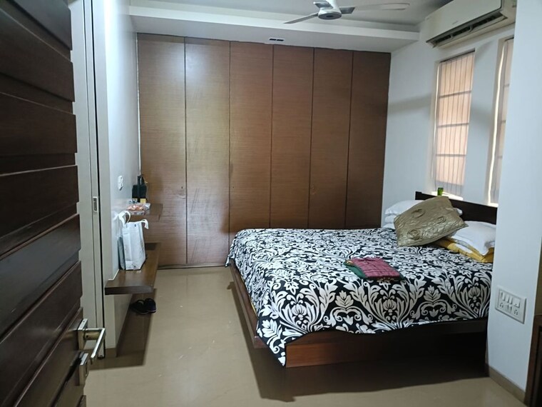 Bedroom, churchgate 3 Bedroom 2000 Sq.Ft. Apartment In Churchgate Mumbai 10007658