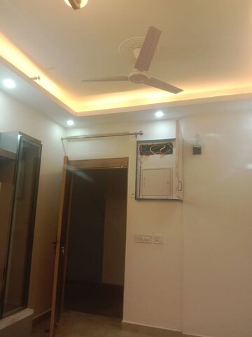 Furnished Amenities in 2 BHK Apartment at Amrapali Golf Homes, Sector 4 Greater Noida – for Sale