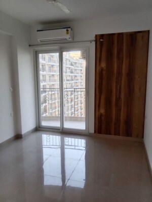 Room in 3 BHK Apartment at ATS Homekraft Pious Hideaways, Sector 150 – for Rent