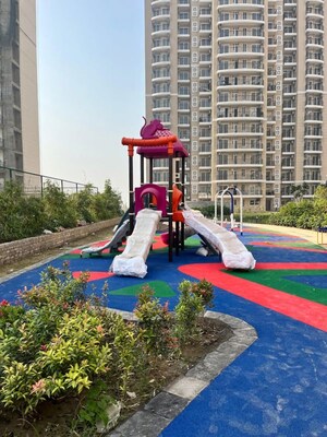 Swimming Pool in 3 BHK Apartment at ATS Homekraft Pious Hideaways, Sector 150 – for Rent