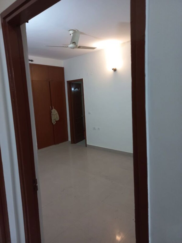 Room, dhakoli 4 Bedroom 1900 Sq.Ft. Apartment In Dhakoli Zirakpur 10025942