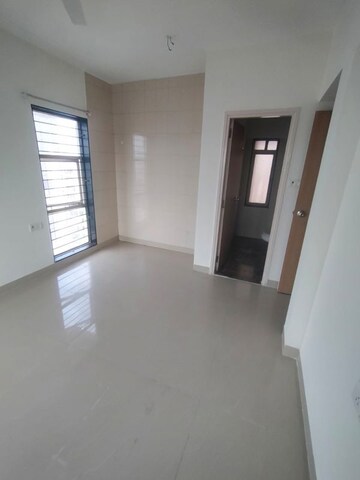 1 BHK Apartment For Rent in Green Acres II CHS Ltd, Ghodbunder Road