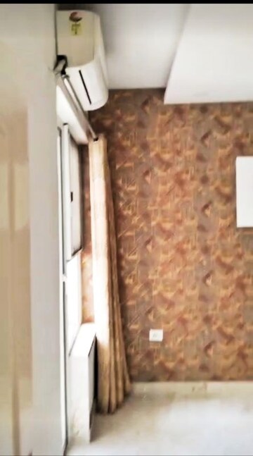 Furnished Amenities in 2 BHK Apartment at Mapsko Royale Ville, Sector 82 – for Sale