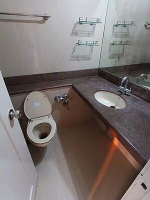 Team Area in 2 BHK Apartment at Raheja Willows, Kandivali East – for Rent