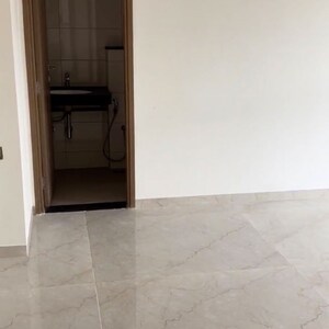 Room in 3 BHK Apartment at Powai – for Sale
