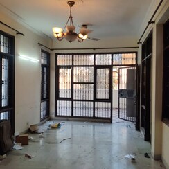 2.5 BHK Builder Floor For Rent in Ardee City
