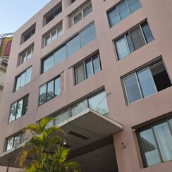 2 BHK Apartment For Sale in Walkeshwar