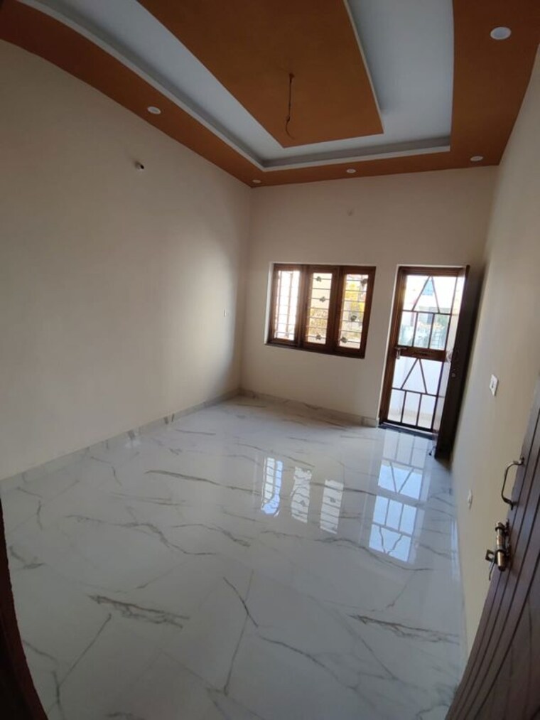 Room, chandrabani 3 Bedroom 104 Sq.Yd. Independent House In Chandrabani Dehradun 10026259