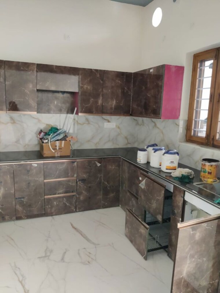 Kitchen, chandrabani 3 Bedroom 104 Sq.Yd. Independent House In Chandrabani Dehradun 10026259