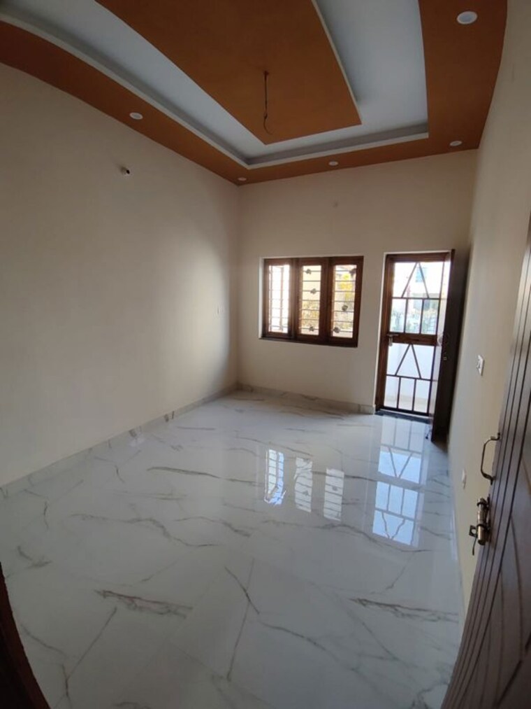 Room, chandrabani 3 Bedroom 104 Sq.Yd. Independent House In Chandrabani Dehradun 10026259