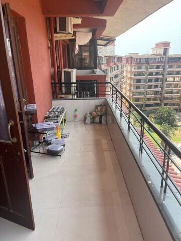 Balcony in 5 BHK Apartment at Dona Paula – for Rent