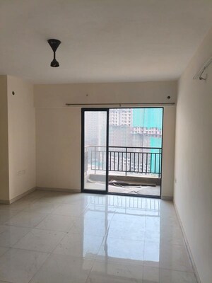 Room in 3 BHK Apartment at Runwal Gardens, Dombivli East – for Rent