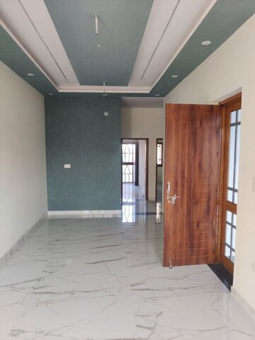 Room in 4 BHK Independent House at Chandrabani – for Sale