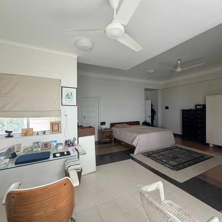 Team Area, marine drive 5 Bedroom 2424 Sq.Ft. Apartment In Marine Drive Mumbai 10026303