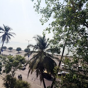 5 BHK Apartment – Garden View at Marine Drive - for Sale