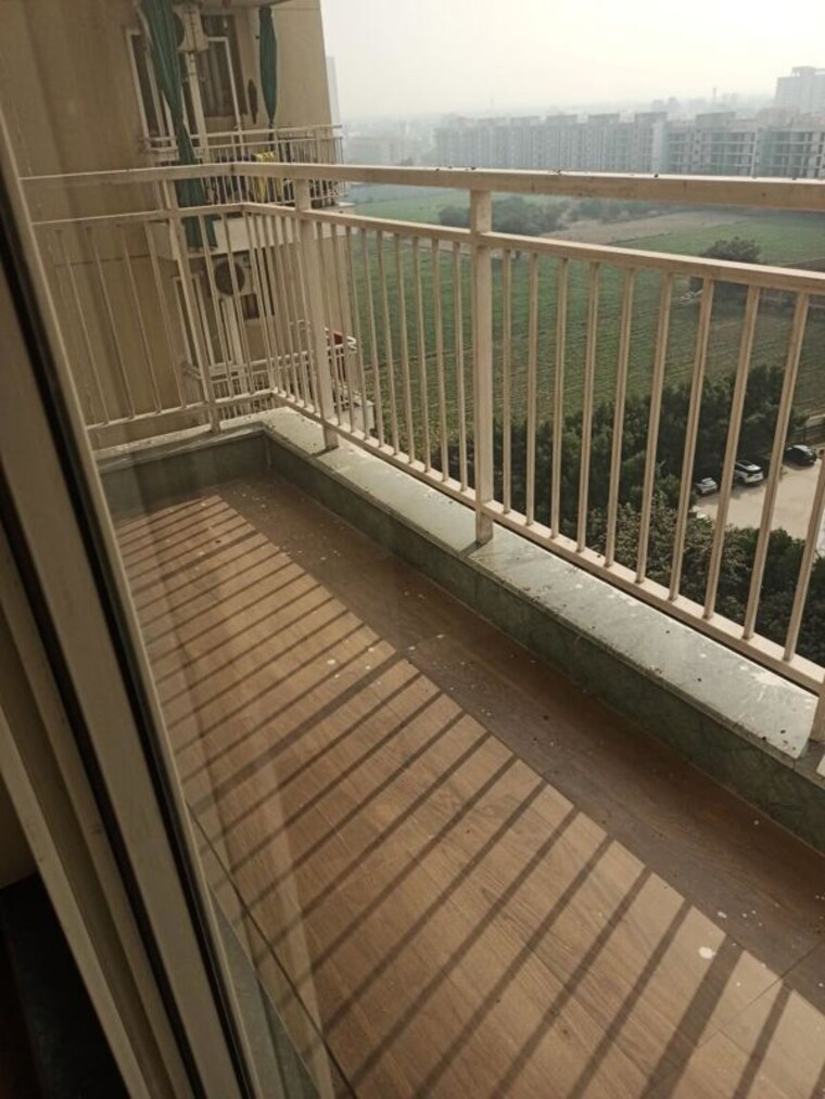 Balcony, bptp-park-serene 3.5 Bedroom 1814 Sq.Ft. Apartment In Sector 37d Gurgaon 10026209