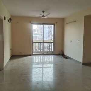 Room in 2.5 BHK Apartment at BPTP Park Prime, Sector 66 – for Rent