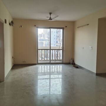 Room in 2.5 BHK Apartment at BPTP Park Prime, Sector 66 – for Rent
