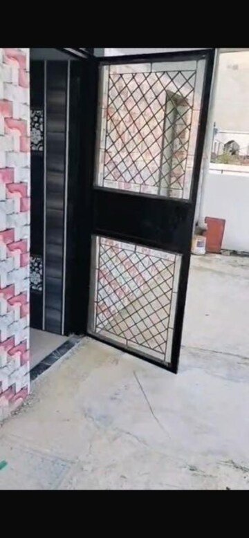 Room in 2 BHK Independent House at Omaxe NRI City Plots, Omega Ii Greater Noida – for Rent