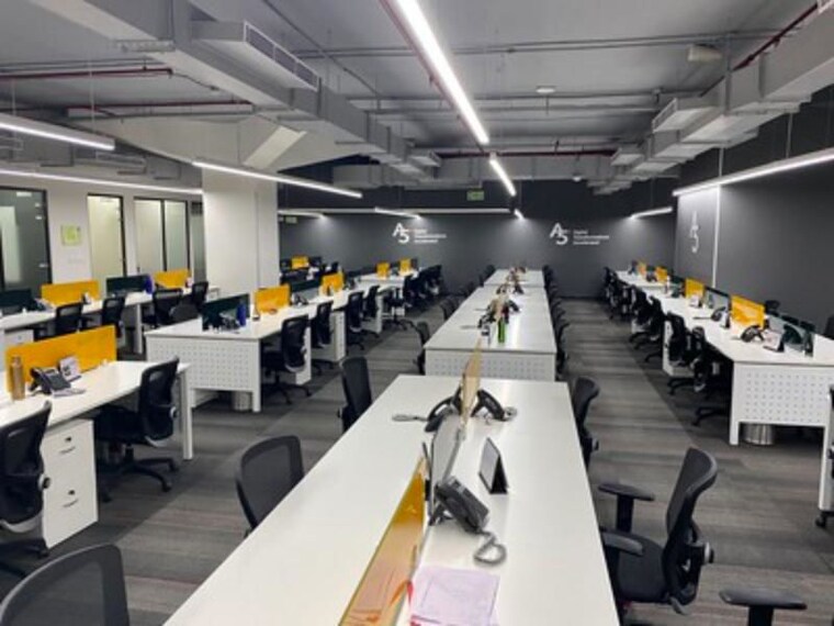 Team Area, infantry road Commercial Office Space in IT/SEZ 5000 Sq.Ft. In Infantry Road Bangalore 10026408