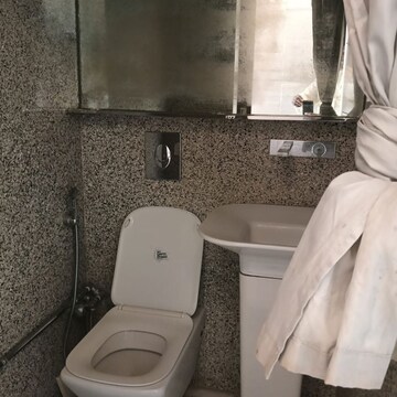 Bathroom in 3 BHK Apartment at Malabar Hill – for Sale