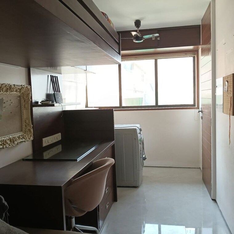 Kitchen, malabar hill 3 Bedroom 1410 Sq.Ft. Apartment In Malabar Hill Mumbai 10026430