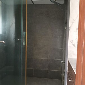 Furnished Amenities in 3 BHK Apartment at Malabar Hill – for Sale