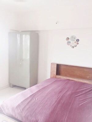 Room in 2 BHK Builder Floor at JCD Park, Yerawada – for Rent