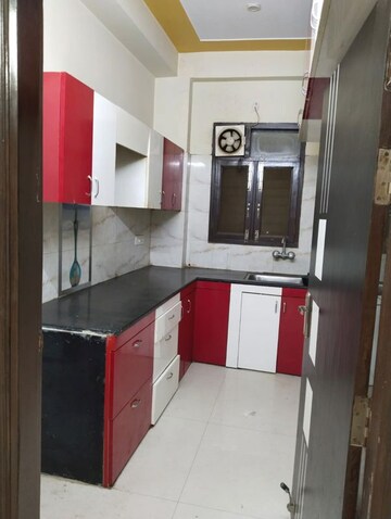 Kitchen in 2 BHK Builder Floor at Sector 42 – for Rent