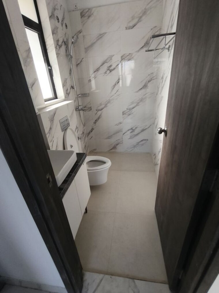 Balcony, risland-the-icon 2 Bedroom 561 Sq.Ft. Apartment In Dhokali Thane 10026494