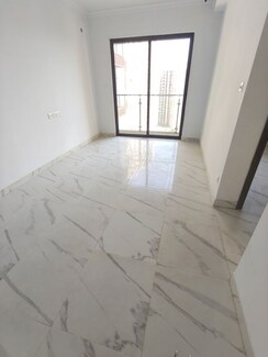 2 BHK Apartment For Rent in Risland The Icon