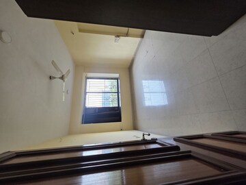 Bedroom in 2 BHK Apartment at Raheja Interface Heights, Malad West – for Rent