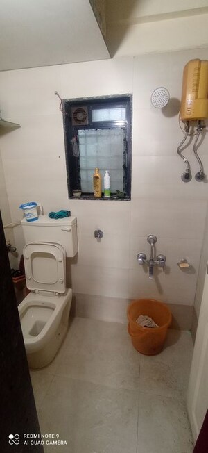 Bathroom in 1 BHK Apartment at Dombivli West – for Rent