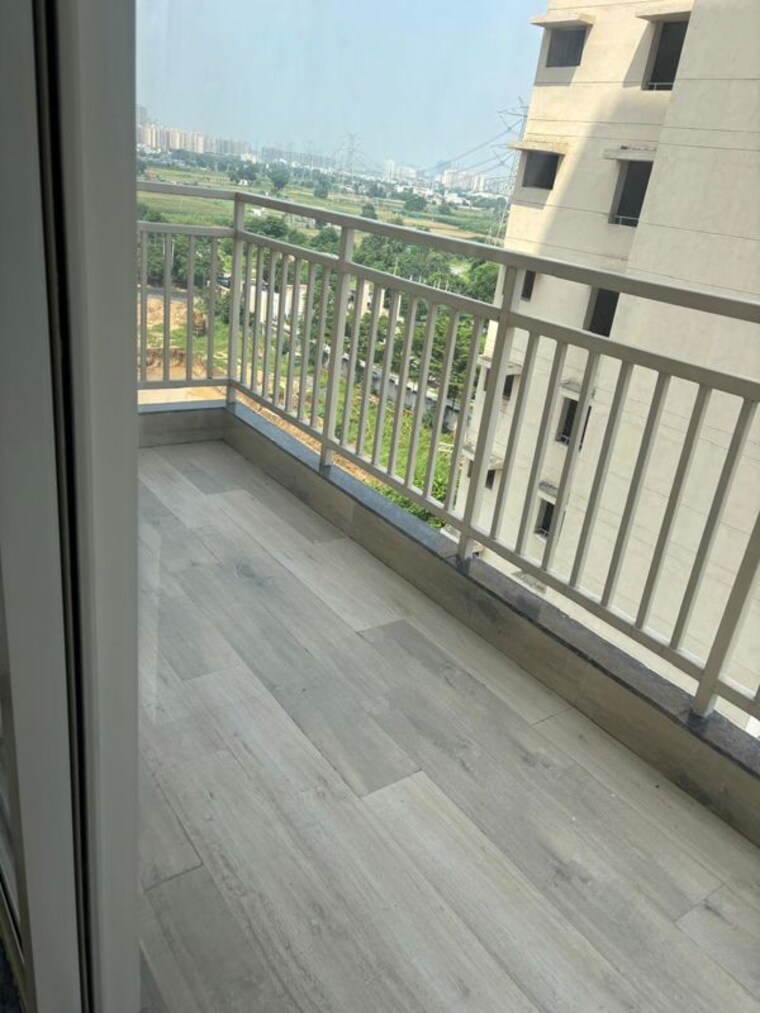 Balcony, m3m-marina 3 Bedroom 1746 Sq.Ft. Apartment In Sector 68 Gurgaon 10026676