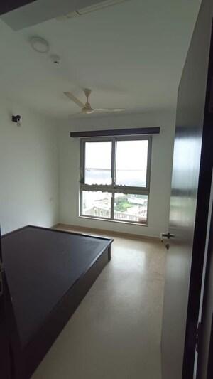 Room in 1 BHK Apartment at L&T Emerald Isle, Powai – for Rent
