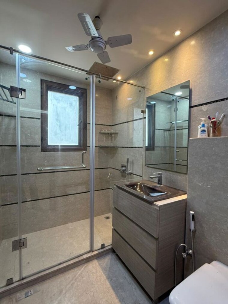 Kitchen, panchsheel park 4 Bedroom 4500 Sq.Ft. Builder Floor In Panchsheel Park Delhi 10026723