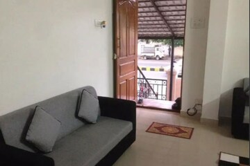 Living Room in 1.5 BHK Builder Floor at Raj Mansion Marathahalli, Marathahalli – for Rent
