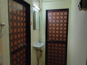 Bathroom in 1 RK Apartment at Bhakti Sugandh Apartment, Vile Parle East – for Rent