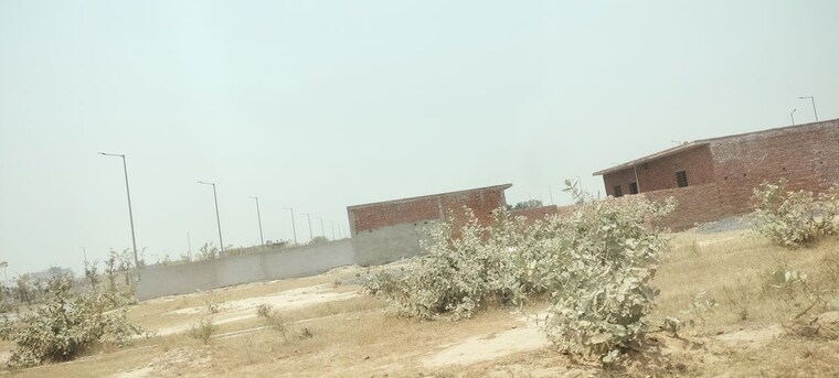 undefined, yamuna expressway  5383 Sq.Ft. Plot In Yamuna Expressway Greater Noida 10026843