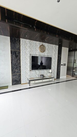 Living Room in 4 BHK Apartment at Ahuja Towers, Prabhadevi – for Rent