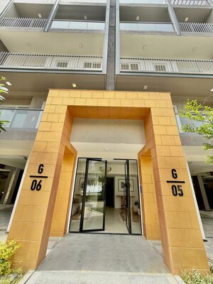 3.5 BHK Apartment – Exterior View View at Smart World Orchard, Sector 61 - for Sale