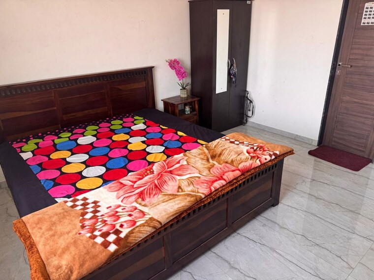 Bedroom, viman nagar 3 Bedroom 1350 Sq.Ft. Apartment In Viman Nagar Pune 10025946