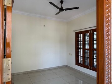 2 BHK Builder Floor For Rent in Halasuru