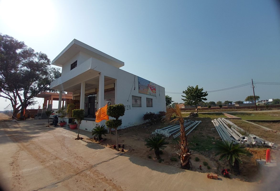 Plot For Sale in Badalpur