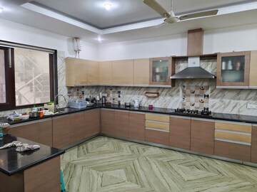 Bedroom in 4 BHK Builder Floor at Sector 4 – for Sale