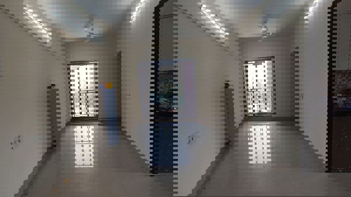 2 BHK 1010 Sq.Ft. Apartment in The Central