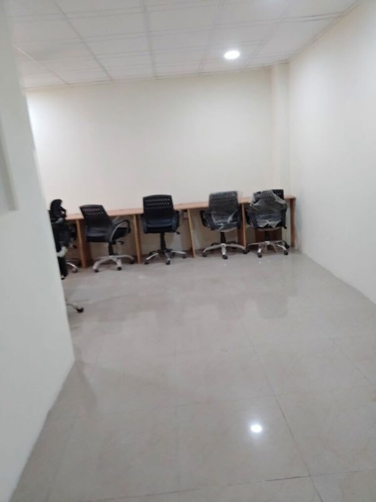 Team Area, sector 3 Commercial Office Space 600 Sq.Ft. In Sector 3 Noida 10027024
