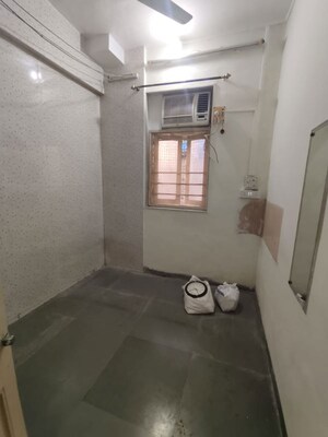 1 RK Apartment For Rent in Eskrupa Apartment, Vile Parle East