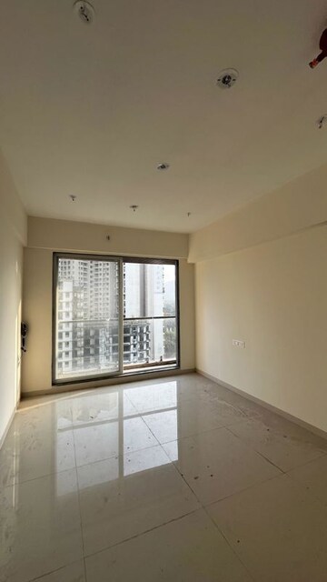 1 BHK Builder Floor For Rent in Kasarvadavali