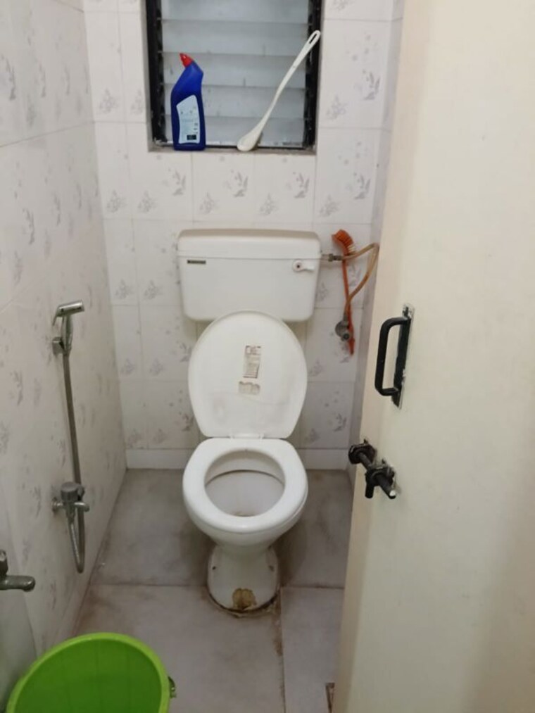 Bathroom, janki-heights 1 Bedroom 625 Sq.Ft. Apartment In Aundh Pune 10027211